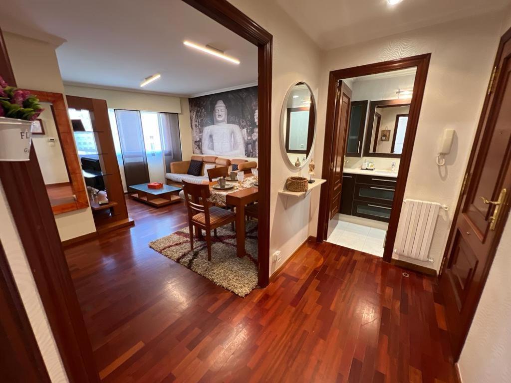 Piso Confort Y Detalles Ourense Apartment Bagian luar foto