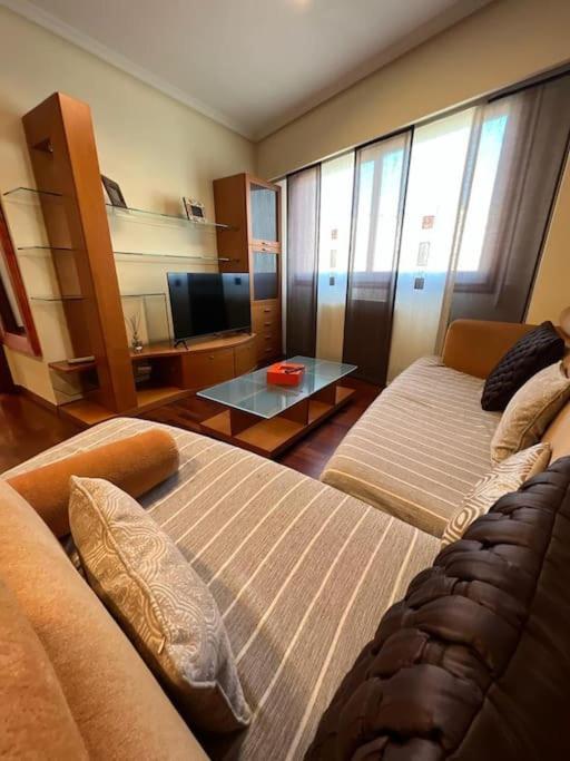 Piso Confort Y Detalles Ourense Apartment Bagian luar foto